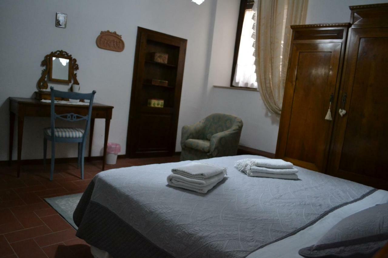 La Casa Del Maestro Hotel Кортона Екстериор снимка